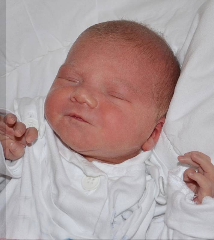 Tereza Halamíková, 2. 5. 2017, 48 cm, 2950 g, Kopřivnice. Fakultní nemocnice Ostrava. 