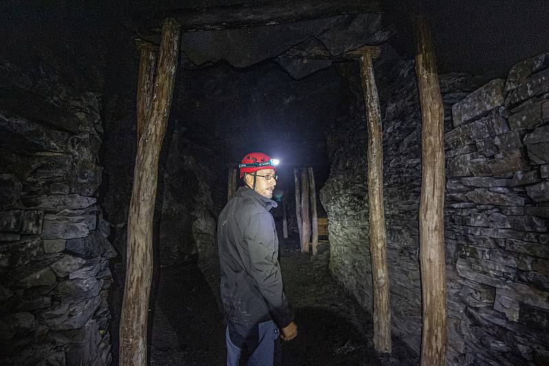 Flascharův důl, kde se v minulosti těžila břidlice, u města Odry v Moravskoslezském kraji, červenec 2020.