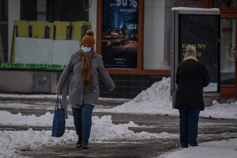 Mrazivé počasí v Ostravě, 18. ledna 2021. V následujících dnes se má razantně oteplit.