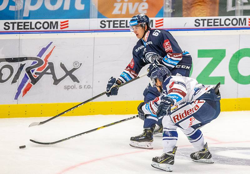 Utkání 3. kola hokejové extraligy: HC Vítkovice Ridera - Bílí Tygři Liberec, 20. září 2019 v Ostravě. Zleva Zleva Tomáš Hanousek z Liberce.