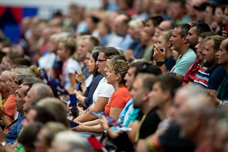 Patnáct zápasů základní skupiny B na mistrovství Evropy volejbalistů v Ostravě vidělo celkem 17 206 fanoušků.
