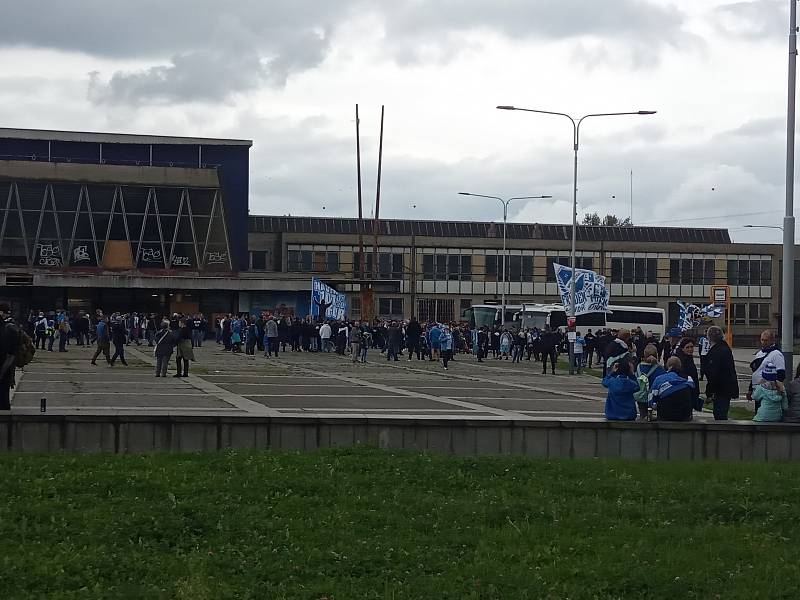 Pochod fanoušků Baníku Ostrava, říjen 2022.