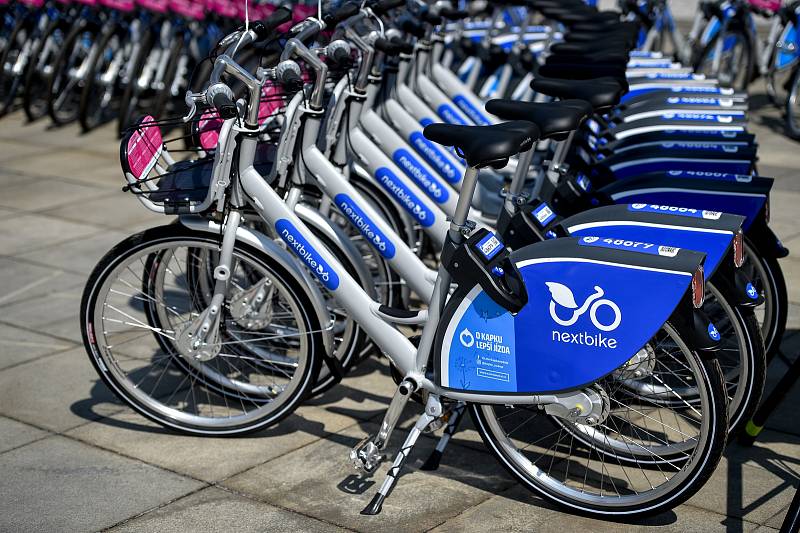 Sdílená jízdní kola Nextbike, 15. dubna 2019 v Ostravě.