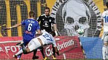 Derby Sigma vs. Baník táhne. Snímky z předchozího derby na Andrově stadionu a odjezd (příjezd) fanoušků Baníku do Olomouce.