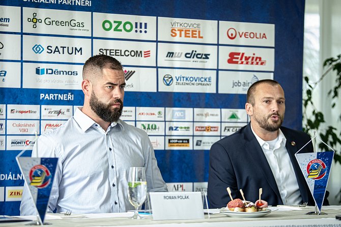 Hokejový tým HC Vítkovice Ridera představil nového hráče Romana Poláka, 15. června 2020 v Klimkovicích.