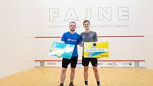 Turnaj PSA Ostrava Squash Open 2022 v porubském Sportovním centru Fajne vyhrál český squashista Marek Panáček (vpravo), který ve finále vyřadil Angličana Jamese Peache 3:1.