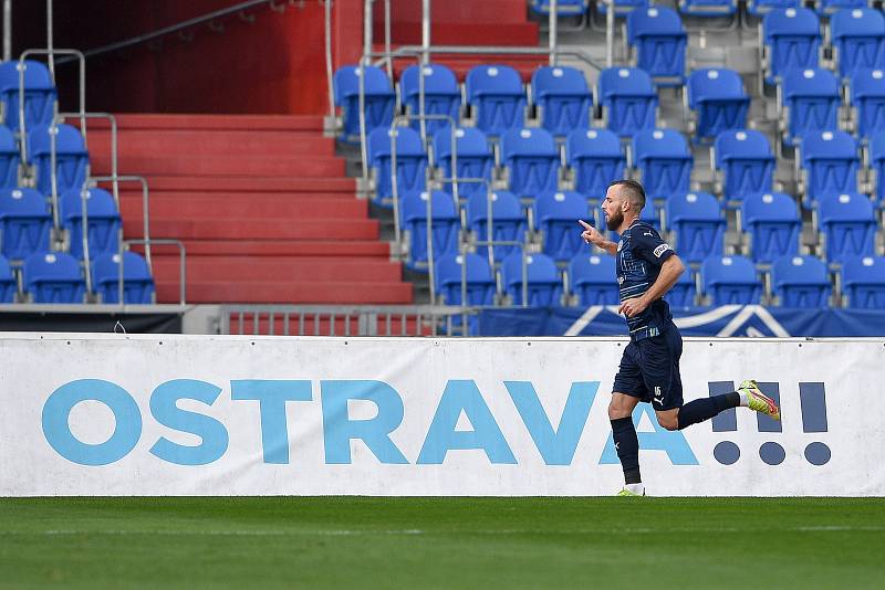 Utkání 11. kola první fotbalové ligy: FC Baník Ostrava - FC Slovácko, 16. října 2021 v Ostravě. Václav Jurečka ze Slovácka oslavuje gól.