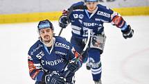 Čtvrtfinále play off hokejové extraligy - 4. zápas: HC Vítkovice Ridera - HC Oceláři Třinec, 24. března 2022 v Ostravě. Ruslan Pedan z Vítkovic.