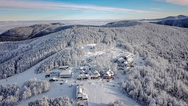 Inverze zachycená z Beskyd fotografem Jiřím Baranem.