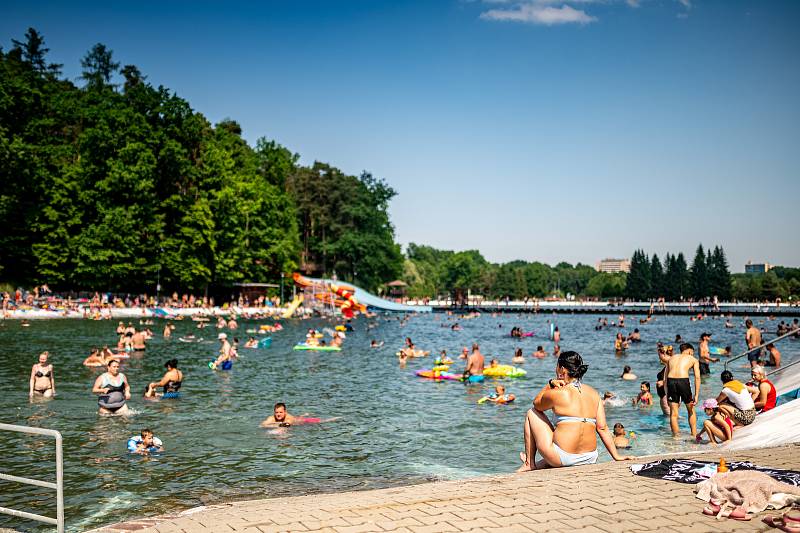 Letní koupaliště Sareza v Porubě. 19. června 2021 v Ostravě.