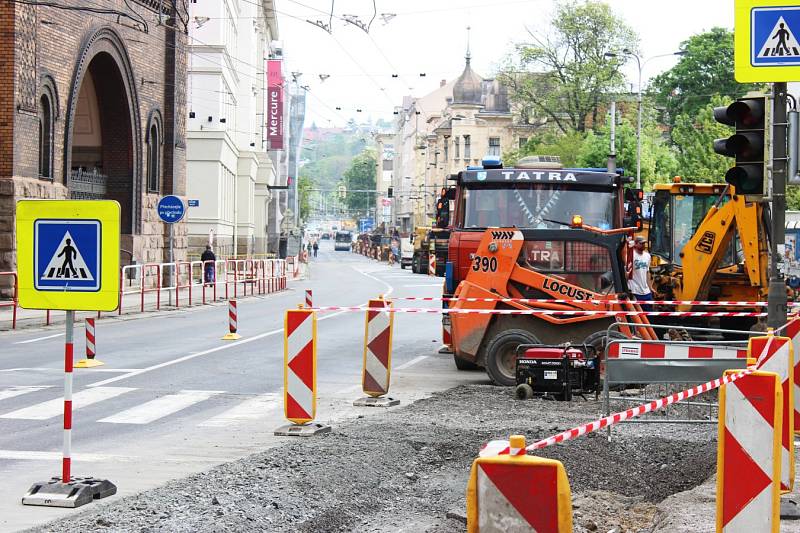 Rekonstrukce Českobratrské, květen 2017.