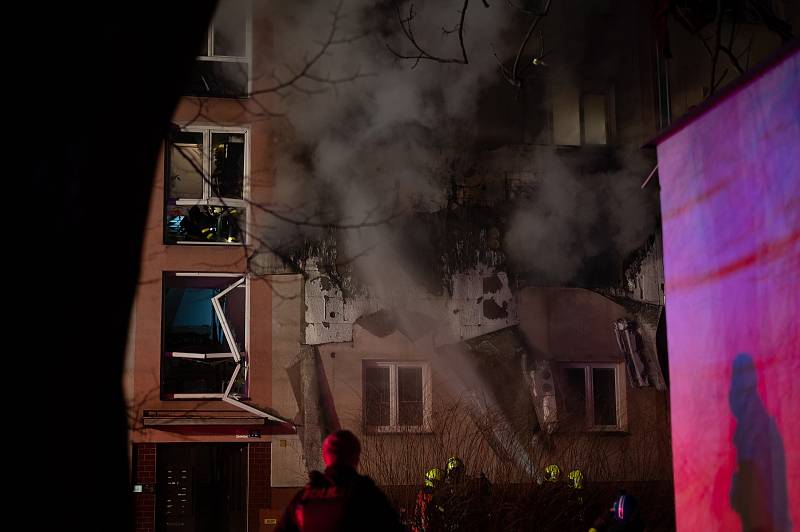 Zásah hasičů po výbuchu v Ostravě-Hrabůvce na ulici Provaznická.