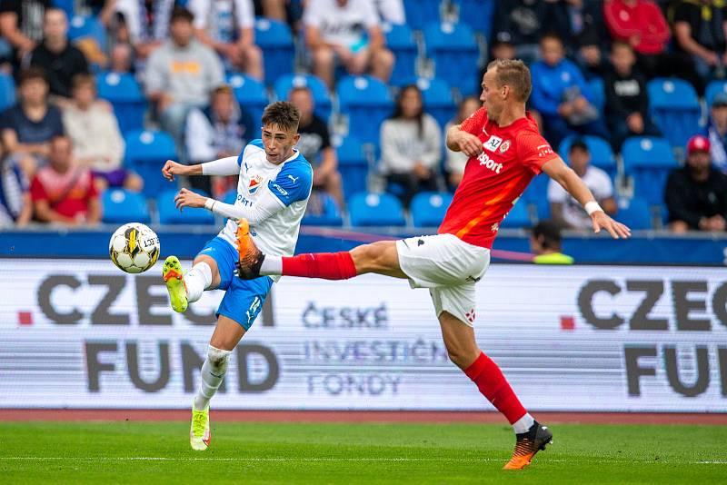 Utkání 6. kola první fotbalové ligy: Baník Ostrava - Zbrojovka Brno, 31. srpen 2022, Ostrava. Zleva Petr Jaroň z Ostravy.