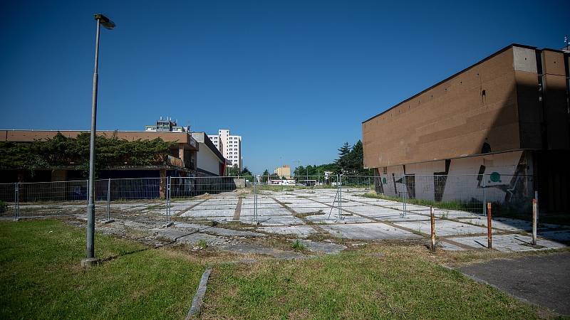 Bývalé nákupní centrum Odra ve Výškovicích v Ostravě.