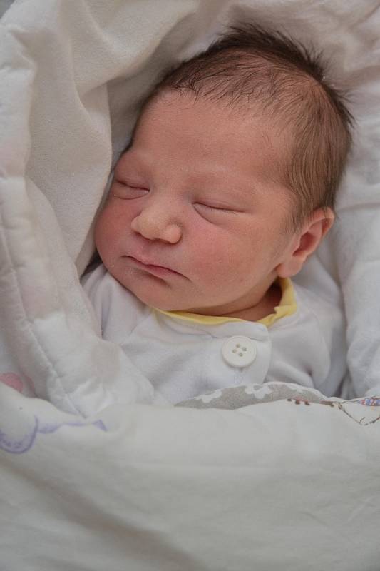 Bella Mišalková, Karviná, narozena 10. června 2022 v Karviné, míra 49 cm, váha 2990 g. Foto: Marek Běhan