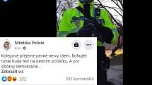 Záběr z videa na sociální síti Facebook.