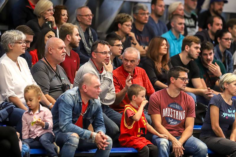 Utkání 3. kola Kooperativa NBL: NH Ostrava - Svitavy, 12. října 2019 v Ostravě.