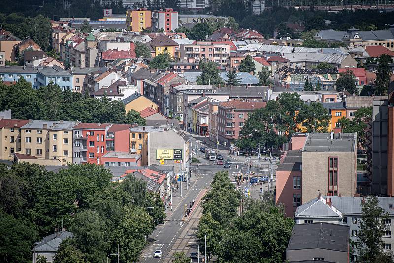 Výhled na Ostravu z nejvýše položeného bodu v krajské metropoli.