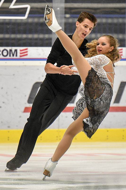 Krasobruslení v Ostravar aréně, 29. srpna 2020 v Ostravě. Anna Sílová a Andreas Straub.