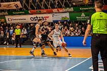 Basketbalisté Ostravy prohráli v utkání 10. kola ligy s Nymburkem v hale Tatran vysoko 59:93.