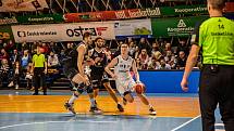Basketbalisté Ostravy prohráli v utkání 10. kola ligy s Nymburkem v hale Tatran vysoko 59:93.