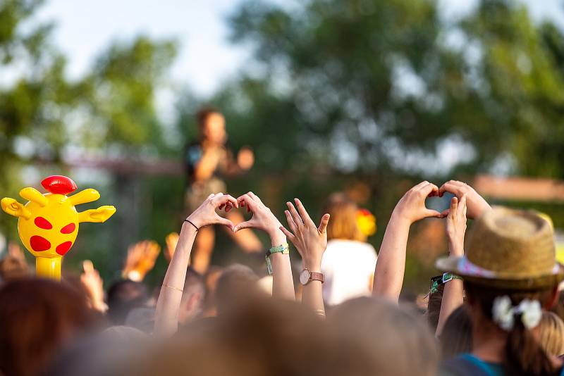 Hudební festival Colours of Ostrava 2019 v Dolní oblasti Vítkovice, 20. července 2019 v Ostravě. Na snímku francouzská zpěvačka Zaz.