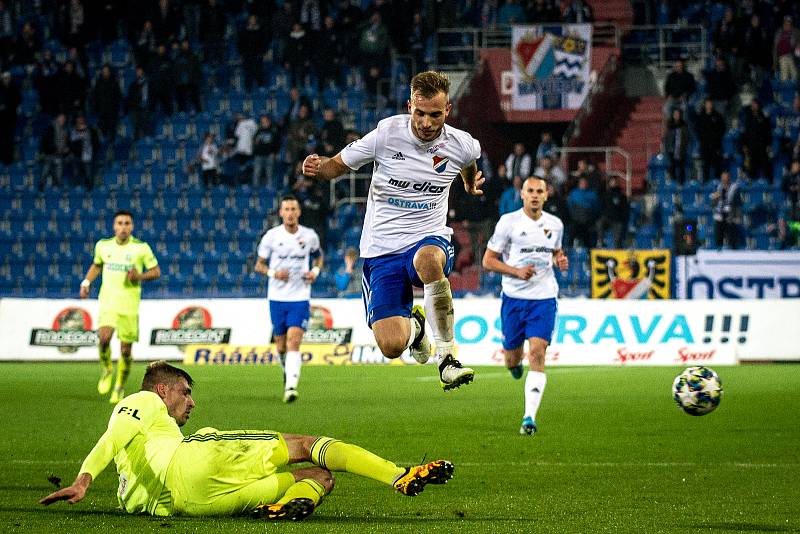 Utkání 16. kola fotbalové Fortuna ligy: FC Baník Ostrava - MFK Karviná, 8. listopadu 2019 v Ostravě. Na snímku Nemanja Kuzmanovič.