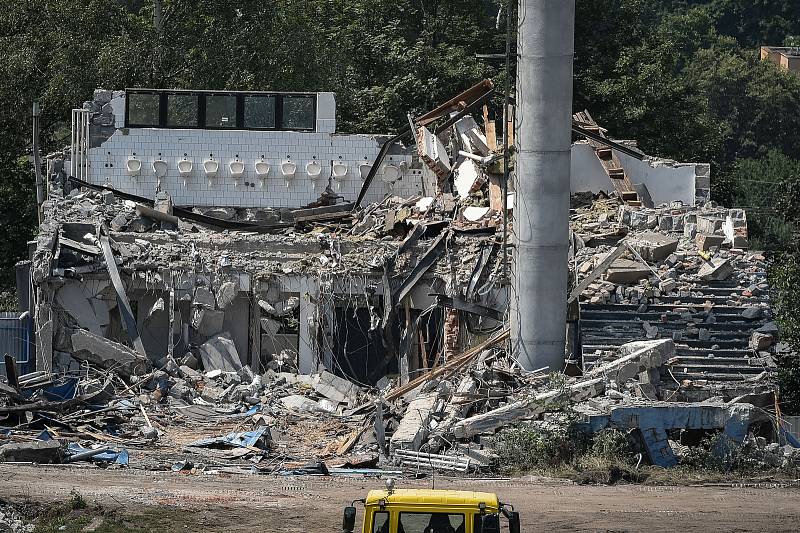 Demolice stadionu Bazaly, 23. července 2018 v Ostravě.