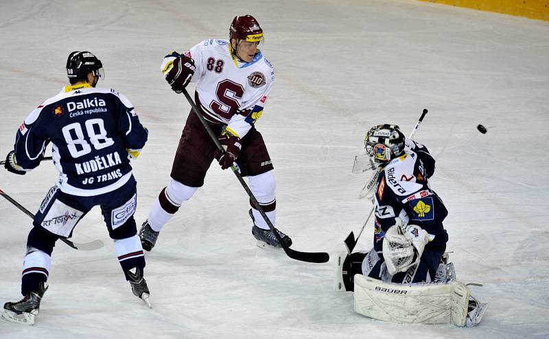 Gól Přibyla. Čtvrtfinále play off hokejové extraligy – 1. zápas: Sparta - Vítkovice 3:2. 