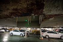 Kvůli zatékání hodlá město v následujících měsících připravit rekonstrukci stropu podzemních garáží včetně samotného Prokešova náměstí.