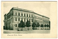 Budova německé reálky na ulici Československých legií v Moravské Ostravě (1890–1900), dnes sídlo Ostravské univerzity.