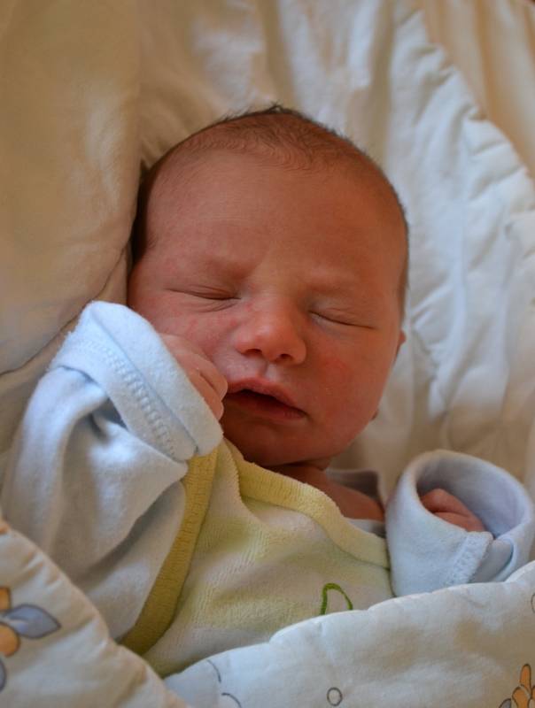 Sebastian Gajda, 2. 4. 2018, 50 cm, 3350 g, Ostrava-Hrabůvka. Vítkovická nemocnice Ostrava.