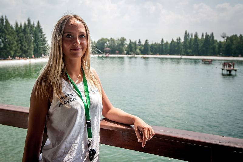 Na snímku mistr plavčík Renáta Pastrňáková, letní koupaliště v Ostravě-Porubě .