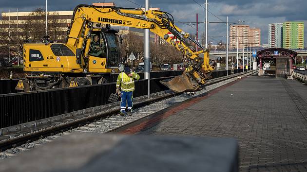 Rekonstrukce tramvajové trati na ulici Horní, 7. prosince 2022, Ostrava.