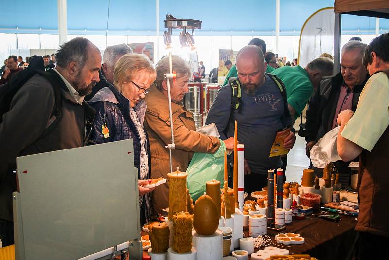 VČELA!!! Včelařské jarní setkání na Černé louce, 23. března 2019 v Ostravě.