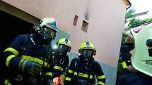 Požár, Ostrava, osm zraněných, zásah hasičů, 11. června 2022.