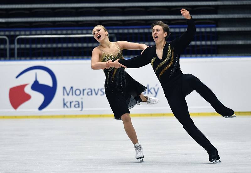 Česká brusle 2022, závod seriálu Grand Prix juniorů v Ostravě. Taneční pár Kateřina a Daniel Mrázkovi.