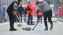 Olympijský festival u Ostravar Arény, 9. února 2018 v Ostravě. Curling