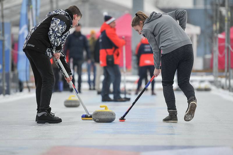 Olympijský festival u Ostravar Arény, 9. února 2018 v Ostravě. Curling