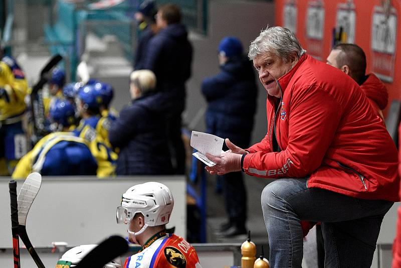 Utkání play off, čtvrtfinále, hokejové Chance ligy - 3. zápas: HC RT Torax Poruba - HC Zubr Přerov, 23. března 2021 v Ostravě. Trenér Poruby Karel Suchánek.