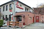 Restaurace Kora je v Hošťálkovicích velký pojem a dnes klub je pro místní obyvatele centrum společenského života.