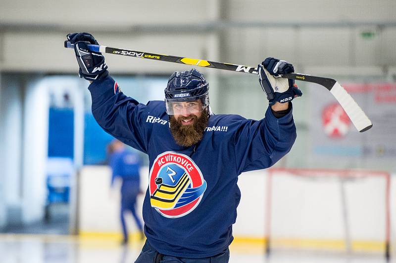 Hokejisté Vítkovic zahájili přípravu na ledě před novým ročníkem extraligy, 29. července 2019 v Ostravě. Na snímku Jan Výtisk.