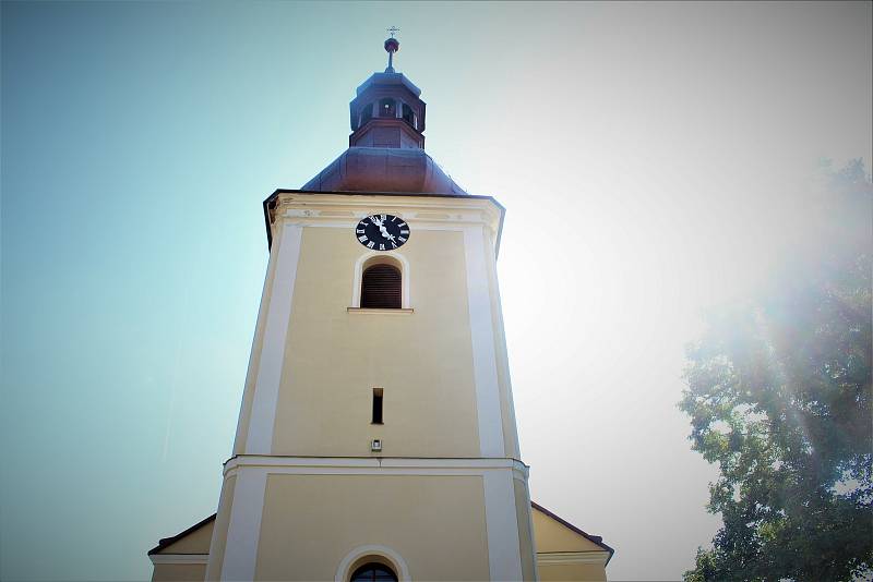 Kostel sv. Václava ve Velké Polomi.