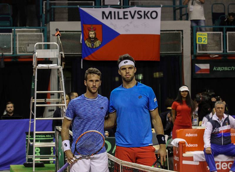 Davis Cup 2018 v Ostravě - Česko vs. Izrael, vlevo Edan Leshem, vpravo Jiří Veselý