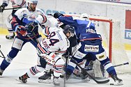 Utkání 10. kola hokejové extraligy: HC Vítkovice Ridera - HC Kometa Brno, 14. října 2018 v Ostravě. Na snímku (střed) Jan Schleiss.