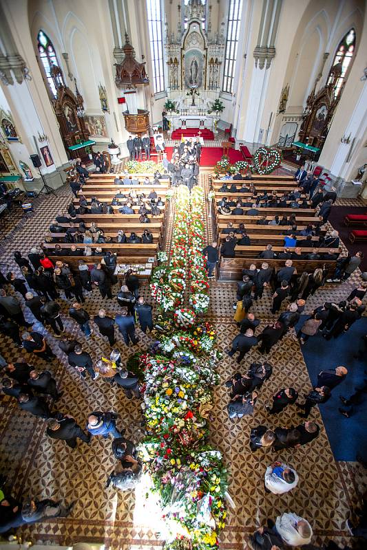 Romský pohřeb Josefa Facuny, 21. října v Ostravě.