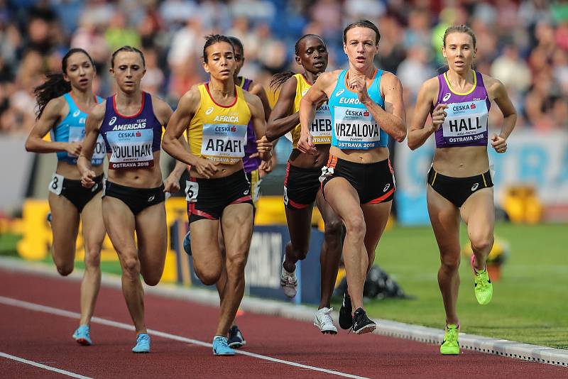 Simona Vrzalová při závodě na 1500m při Kontinentálním poháru 8. září v Ostravě.