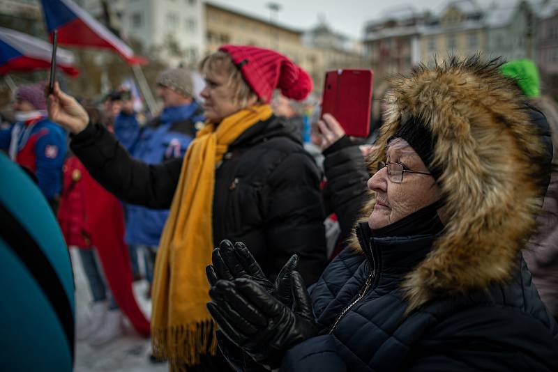 Demonstrace Odemkněme Česko kterou pořádá platforma Manifest, 16. ledna 2021 v Ostravě.