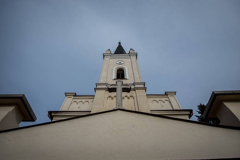 Kostel svaté Marie Magdaleny v obci Dětmarovice.