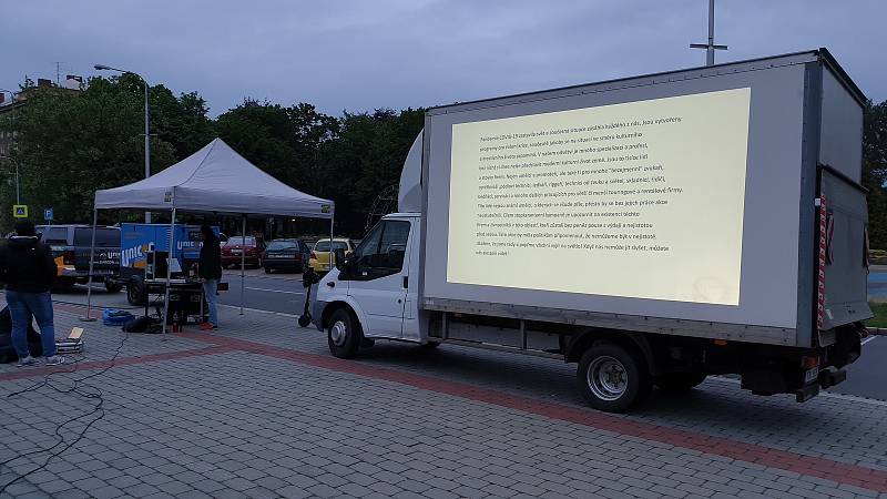 Akce na podporu, zvukařů, osvětlovačů ,pódiových techniků, ledkařů, apod.